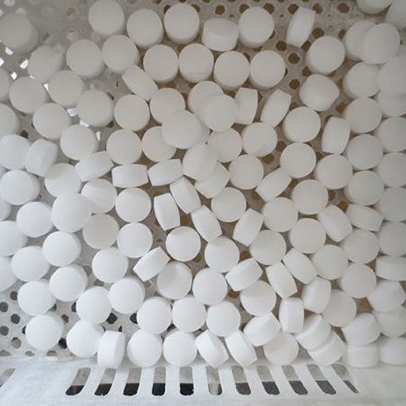 Paano Pumili ng Premium-Grade Water Softener Salt para sa Residential at Industrial Water Treatment Projects Sa 2026?